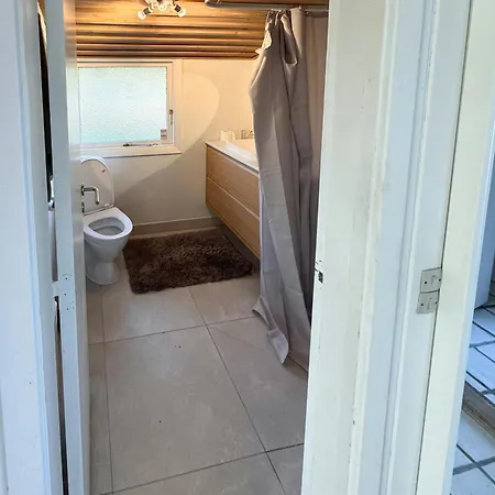Cozy House With Sea View In Nyaraló *