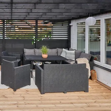 Nyaraló Cozy House With Sea View In