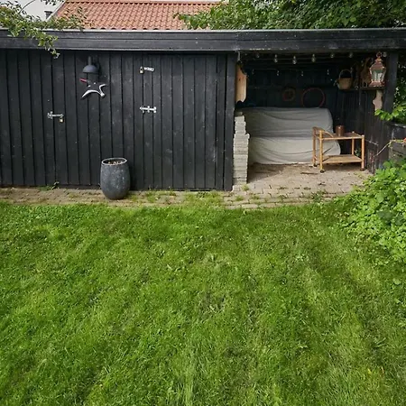 Cozy House With Sea View In Gråsten